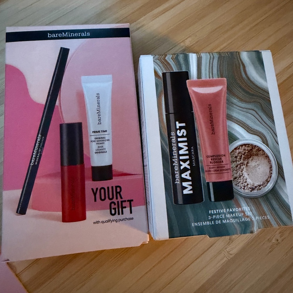 Bare Minerals beauty sets new + free cosmetic case